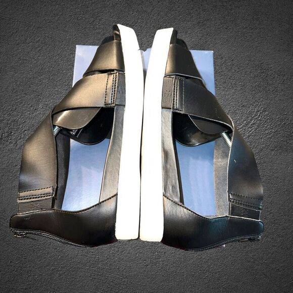 Universal Thread Women’s Size 9.5 Hummingbird Ankle Strap Sandals Black - Picture 5 of 9